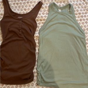 Maternity Old Navy Tank Tops
